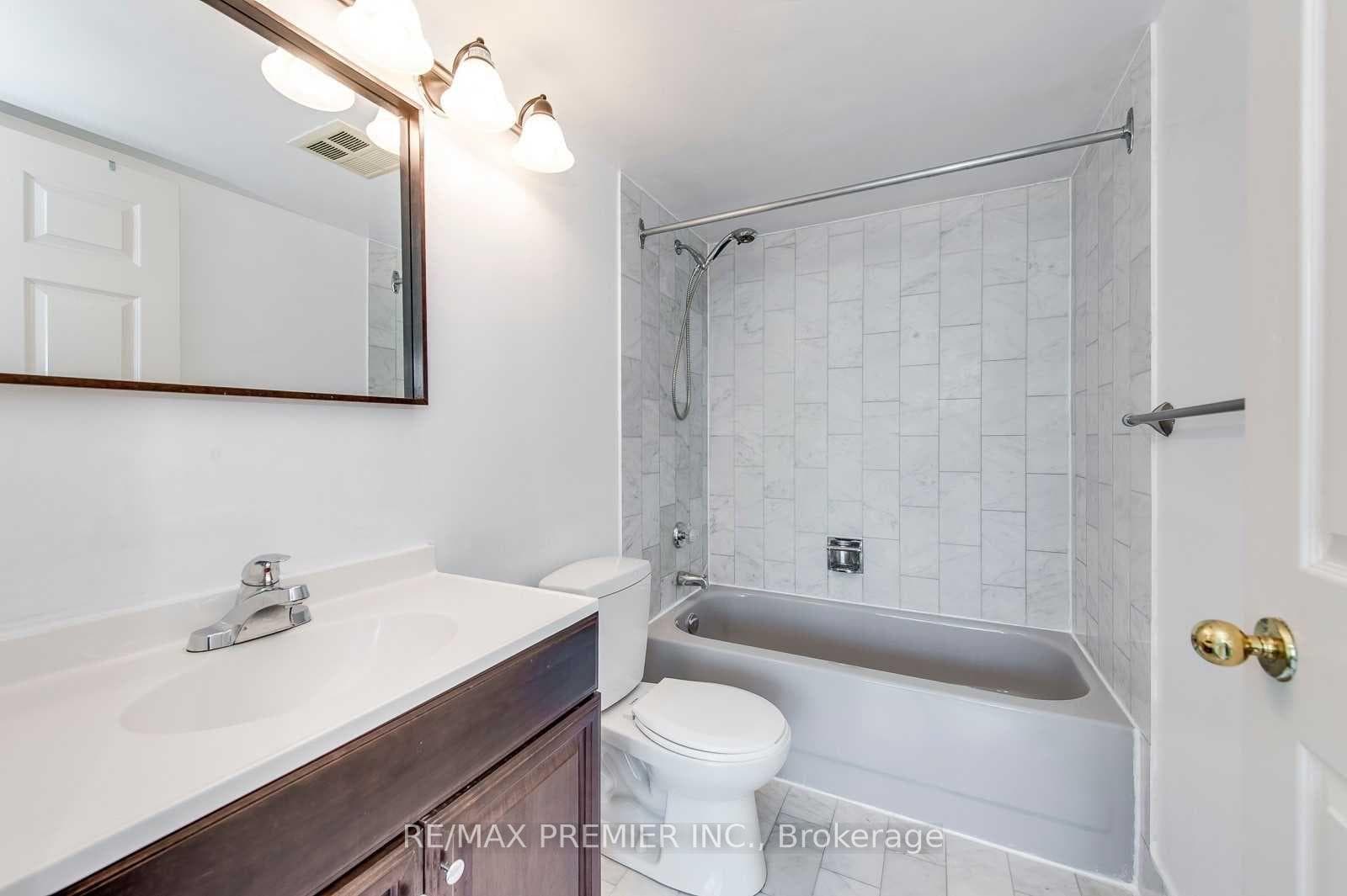 285 Enfield Place Unit 1809 photo 24
