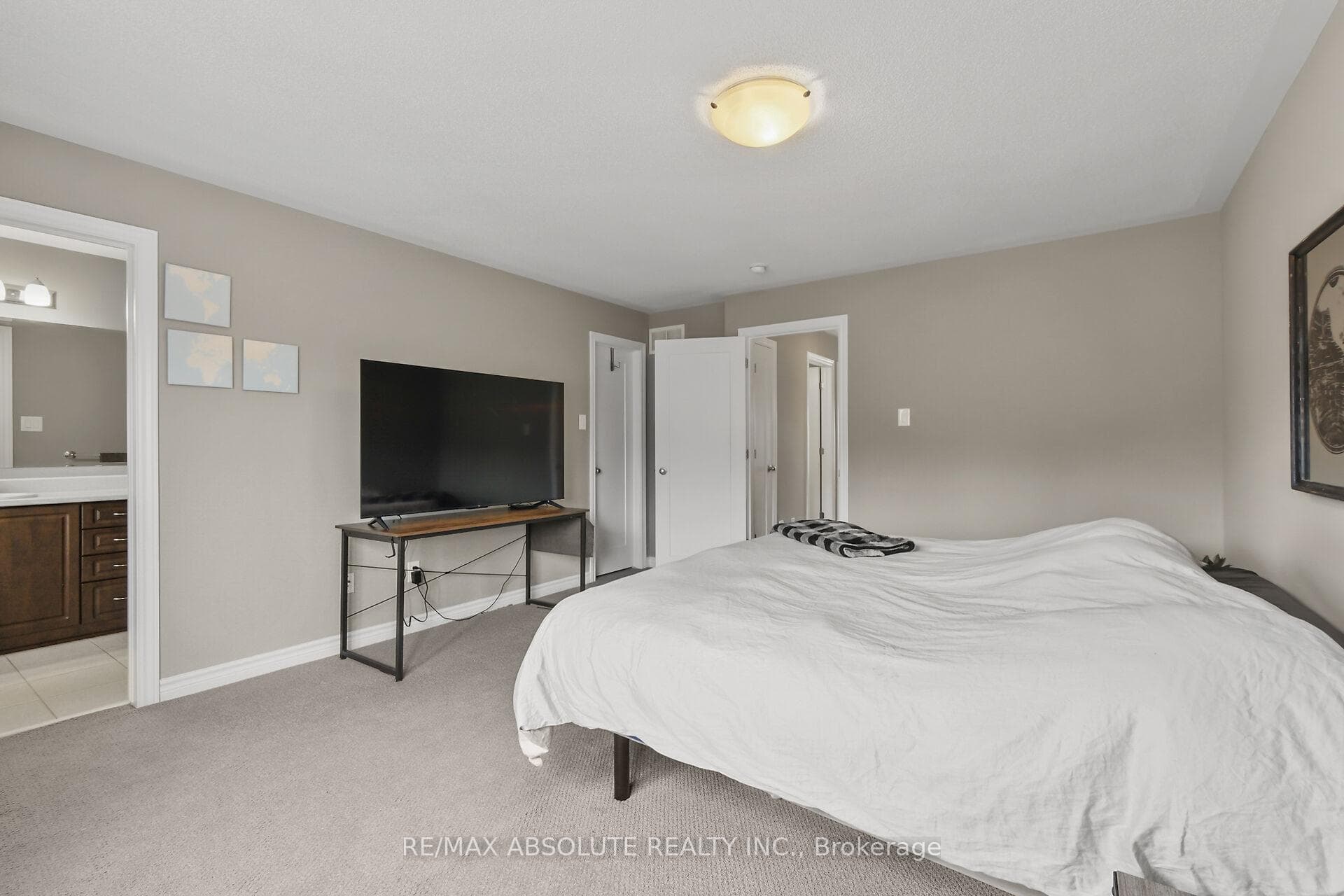 575 Petrichor Crescent photo 30