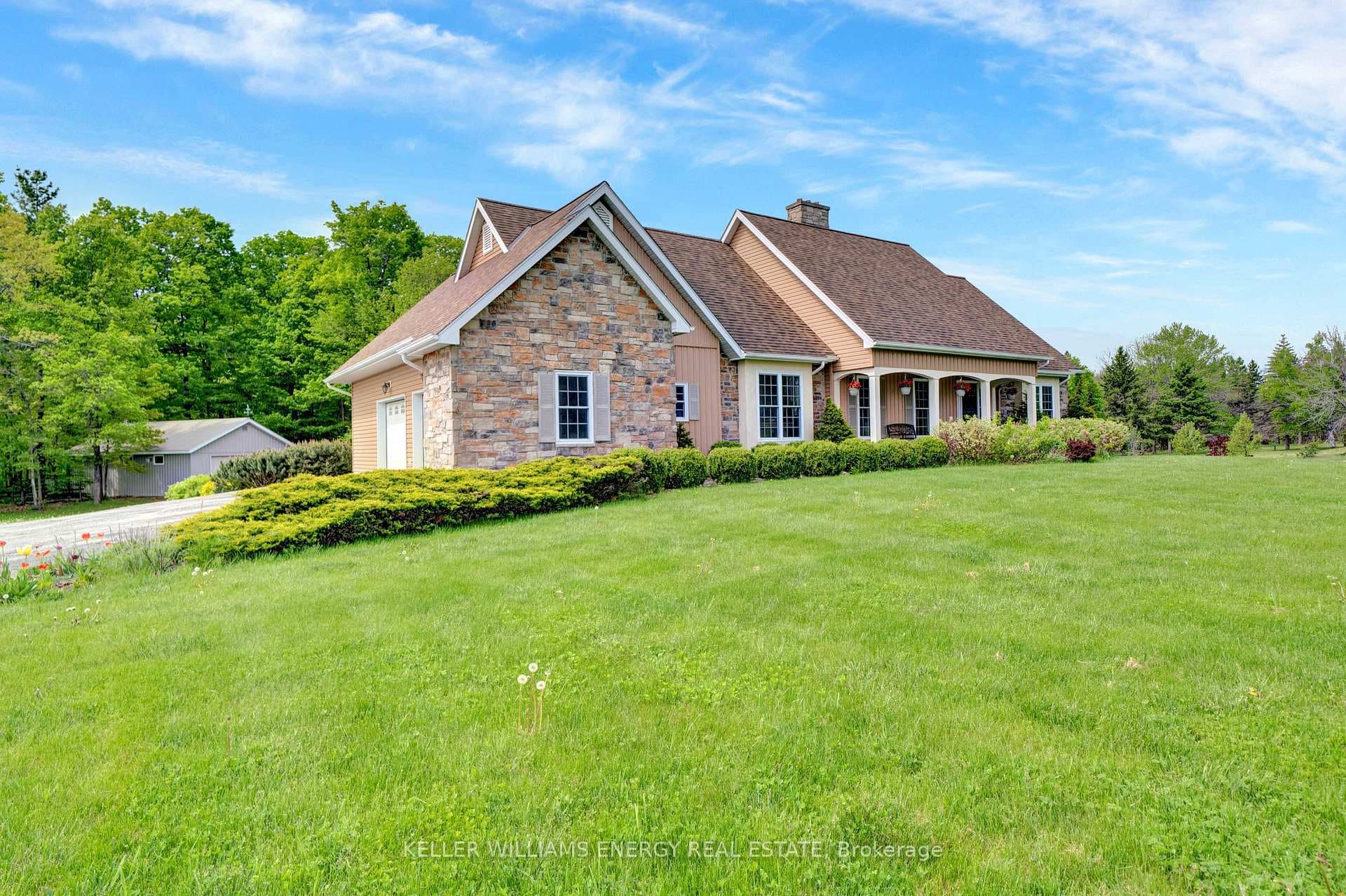1679 County Road 5 Road photo 2