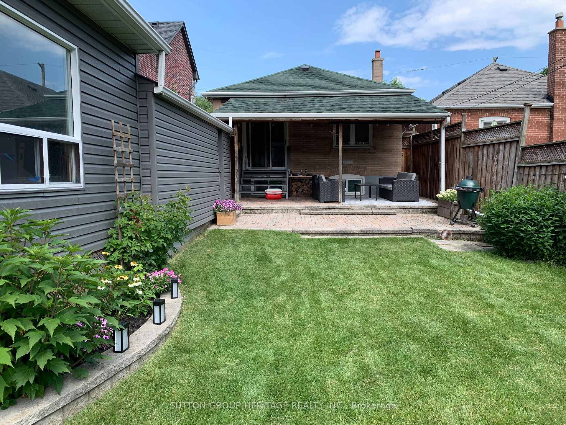 104 Sharpe Street photo 36