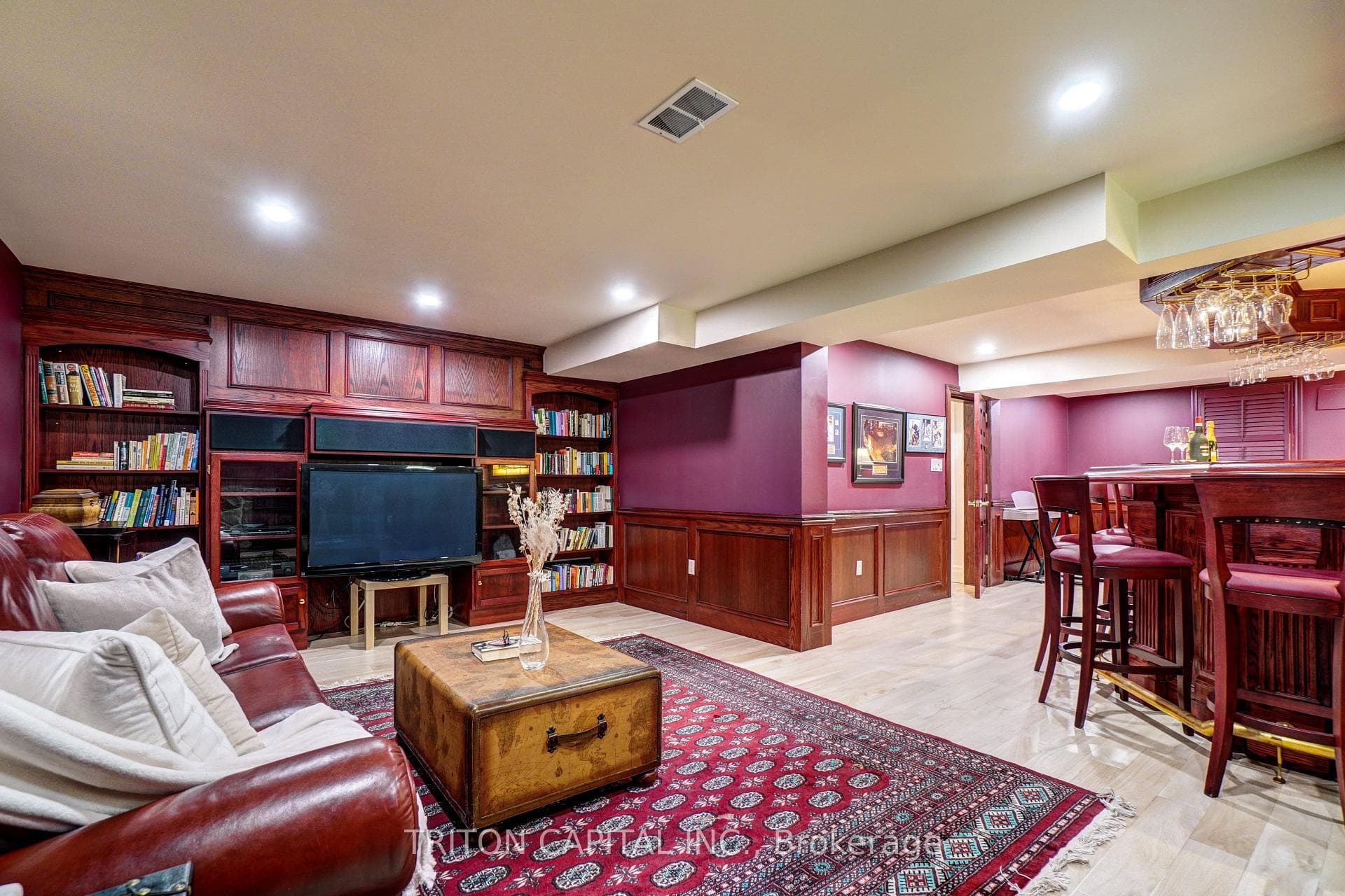53 Princess Anne Crescent photo 30