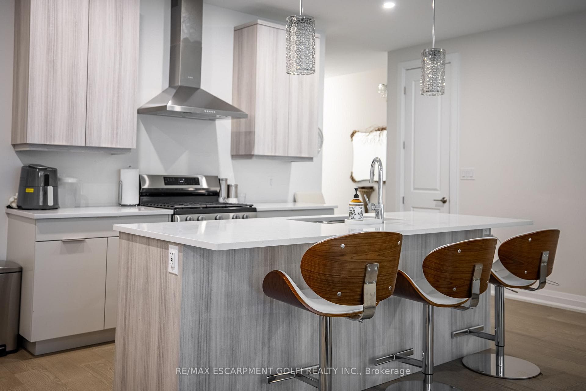 9150 Willoughby Drive Unit 20 photo 14