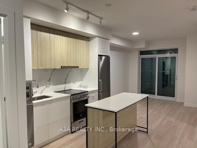 50 Upper Mall Way Unit 2401 photo 12