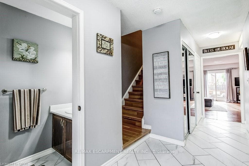 391 Stone Church Road Unit 22 photo 6