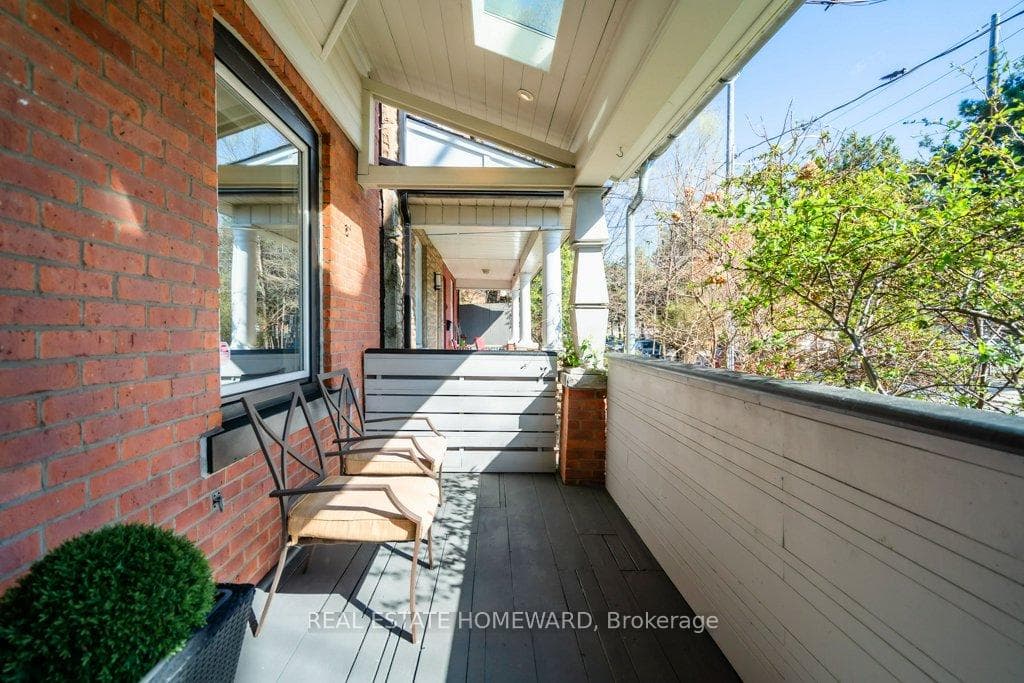 126 Curzon Street photo 3