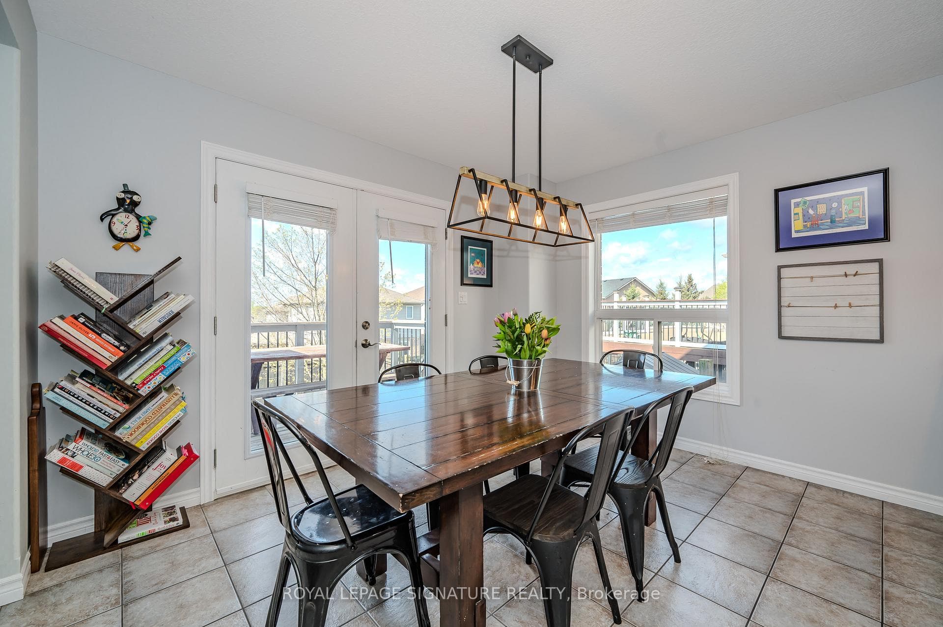 38 Hebert Street photo 11