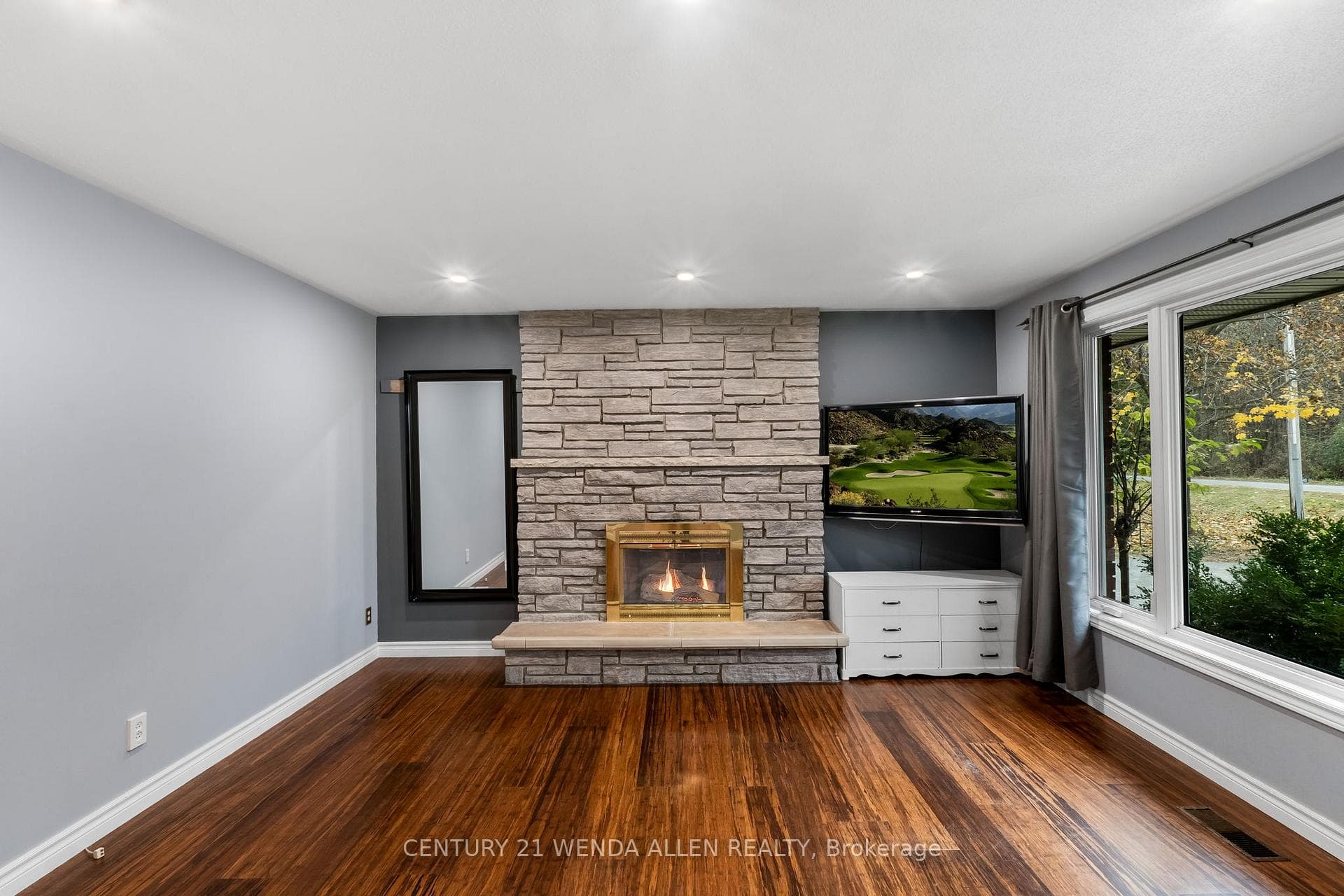 40 High Park Road photo 7