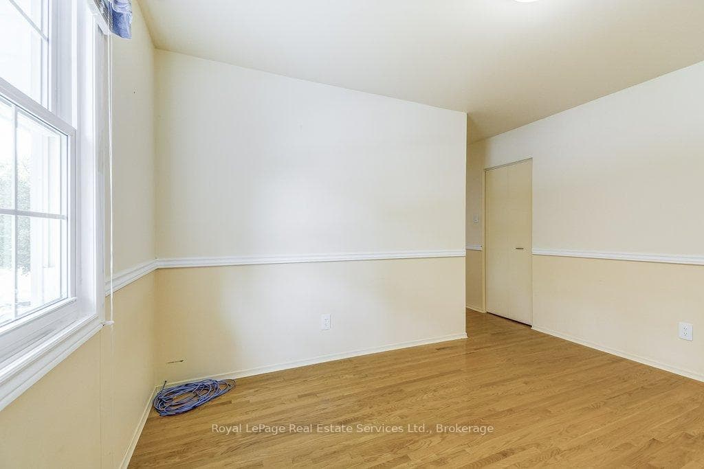 3121 Victoria Street photo 37