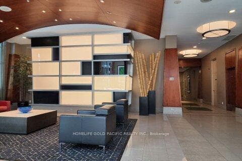 18 Holmes Avenue Unit 707 photo 6