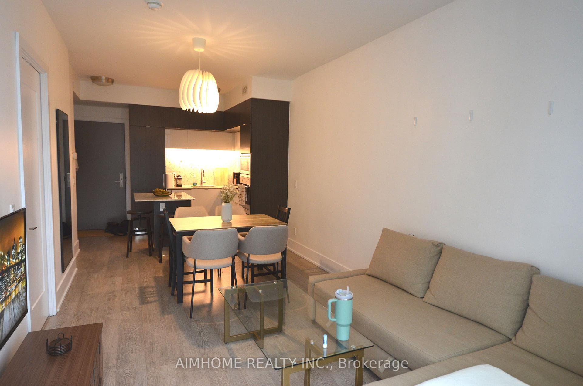 15 Merchants' Wharf N/A Unit 808 photo 5