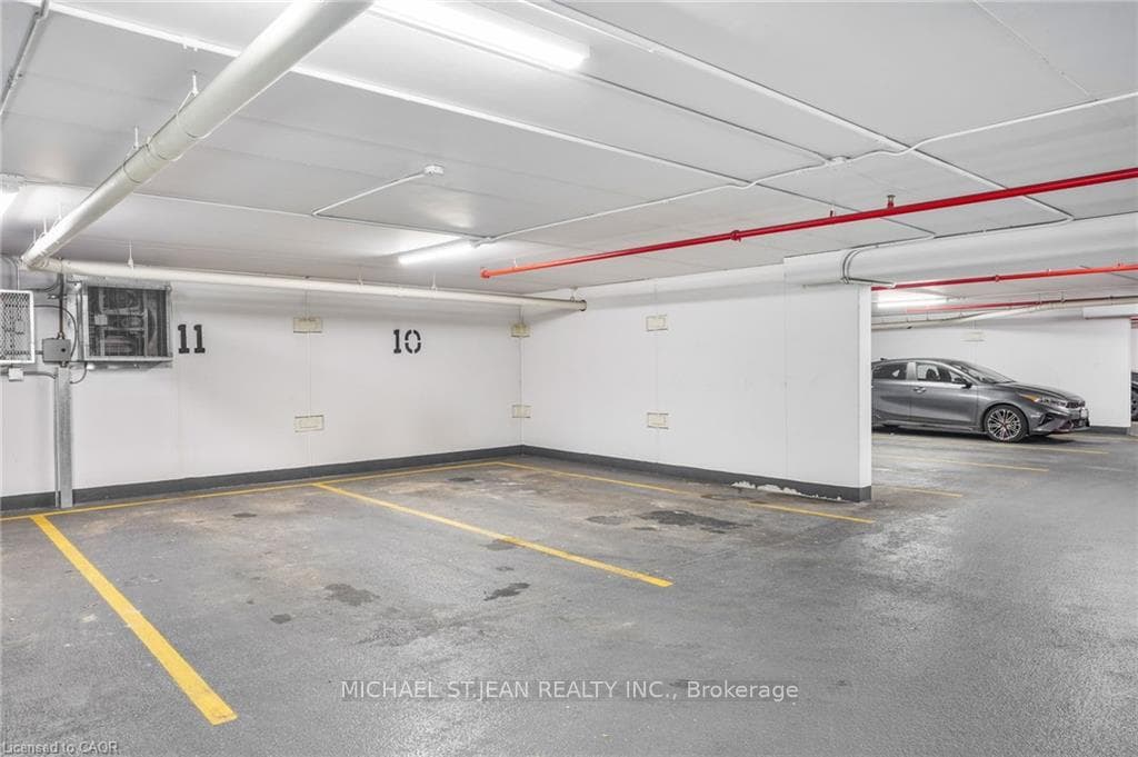 112 King Street Unit 1111 photo 36