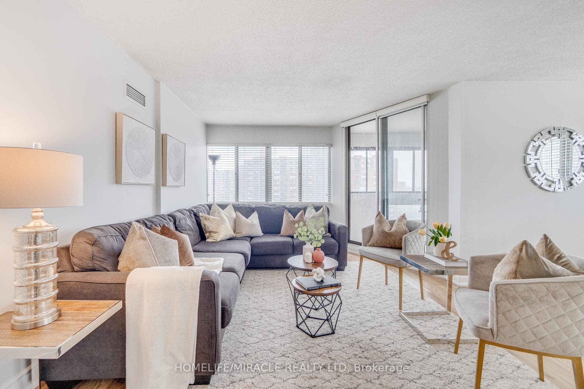 1580 Mississauga Valley Boulevard Unit 1211 photo 10