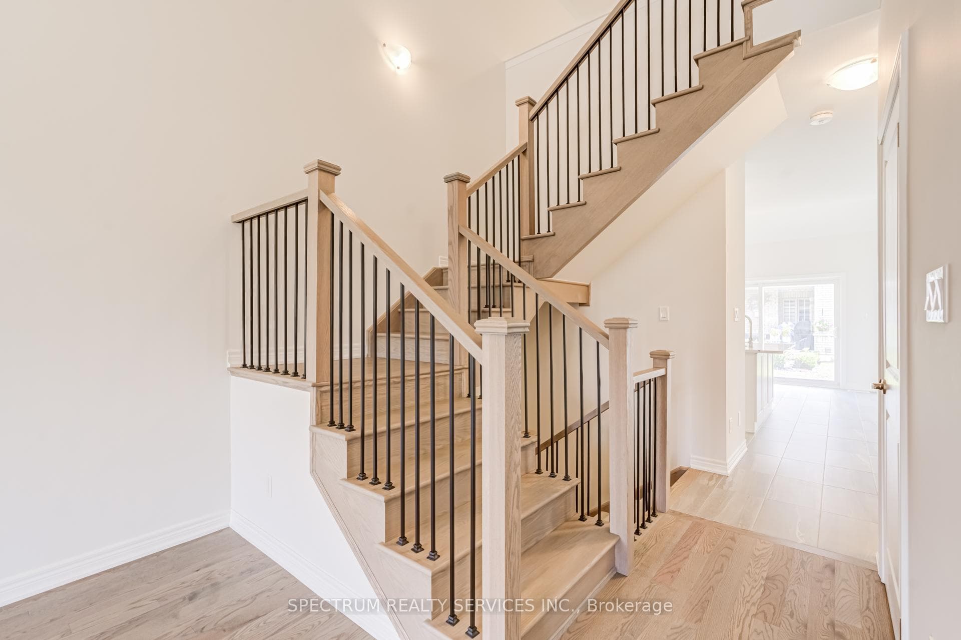 77 Muzzo Drive photo 13