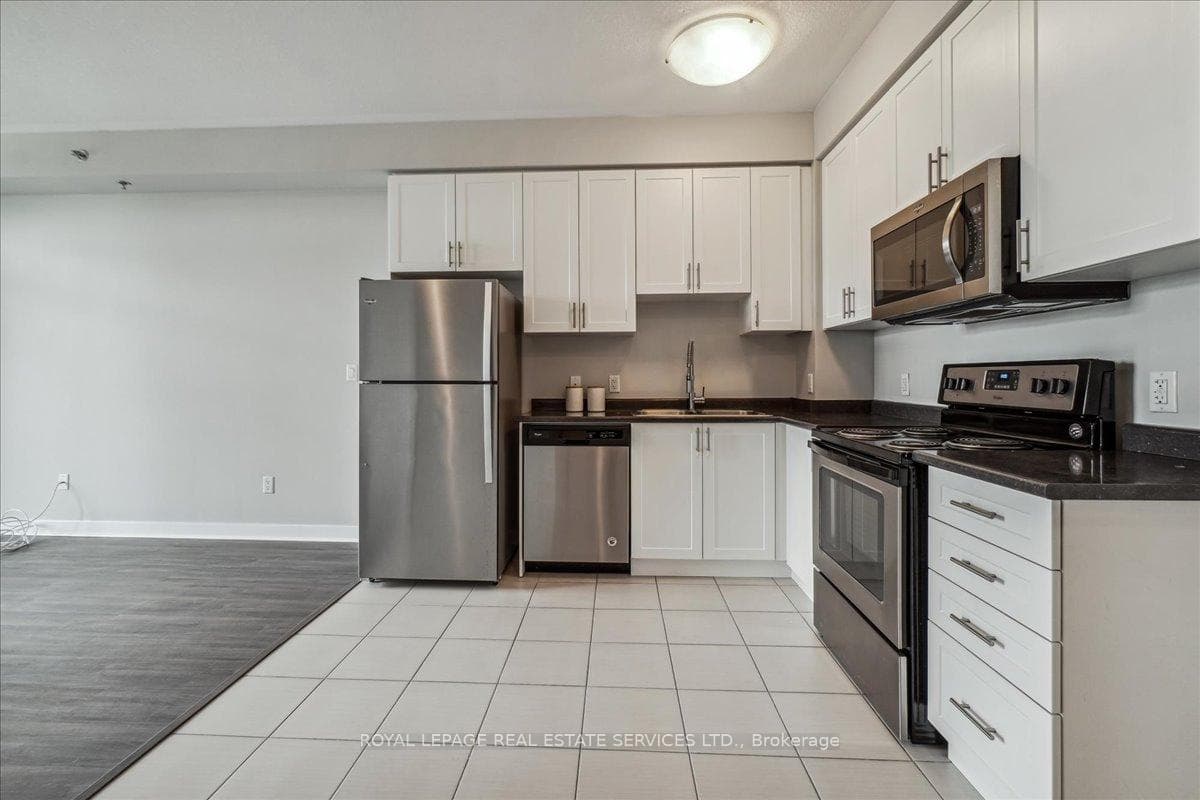 2490 Old Bronte Road Unit 219 photo 7