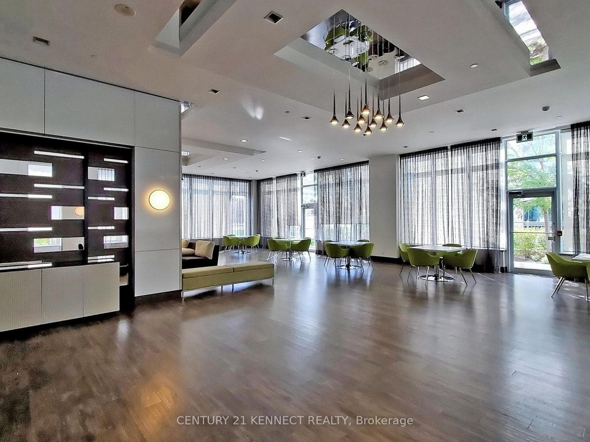 7890 Bathurst Street Unit 2311 photo 35