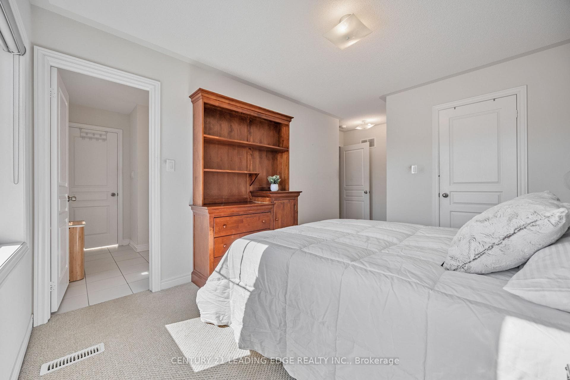 56 Birkett Way photo 23