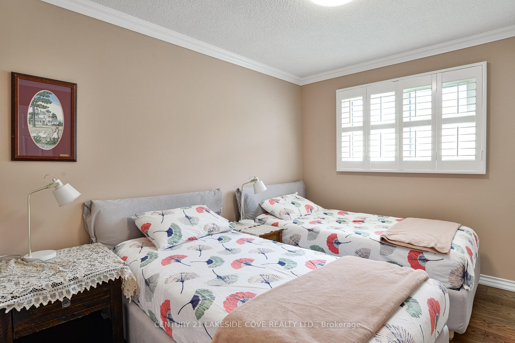 9 Pinetree Court photo 17