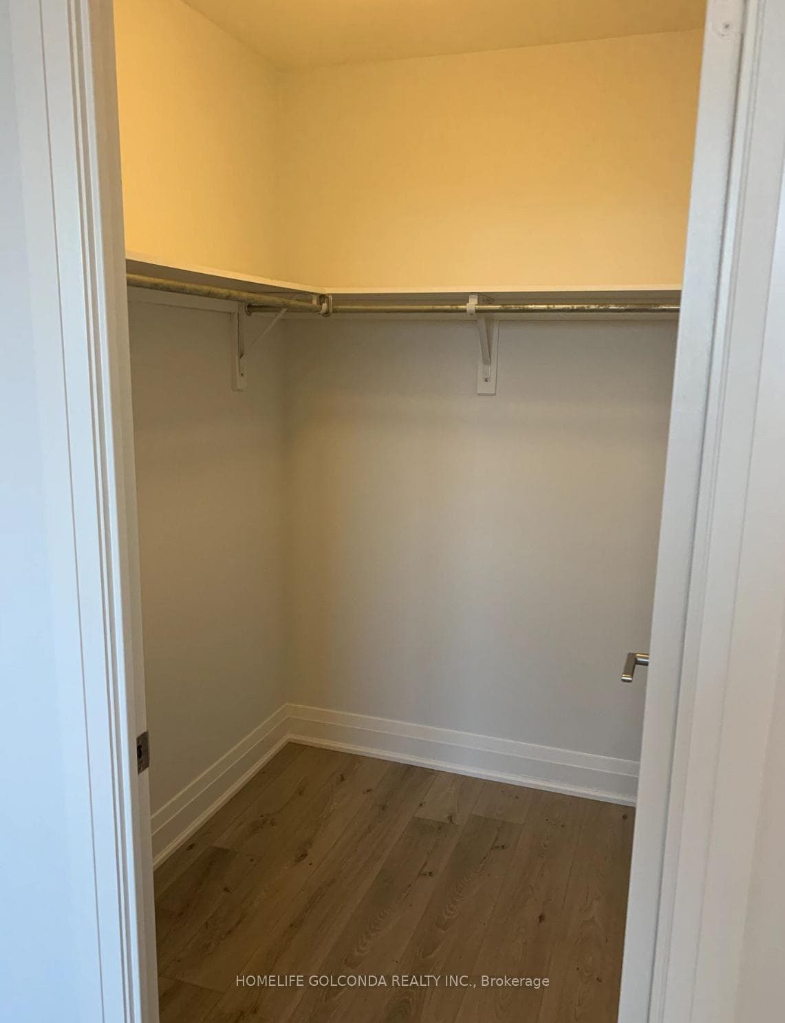7167 Yonge Street Unit 908 photo 9