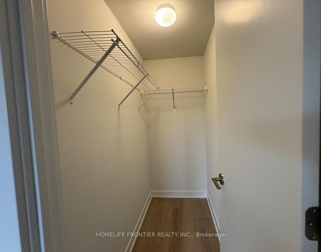 15 Ellerslie Avenue Unit 707 photo 13