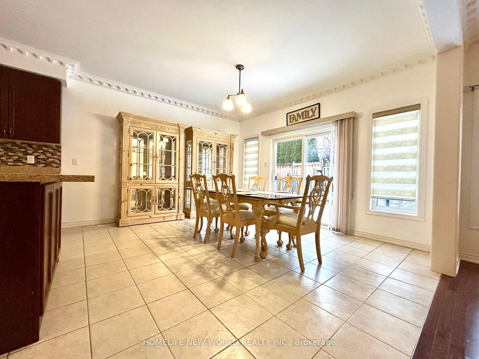 64 Thomas Foster Street photo 2