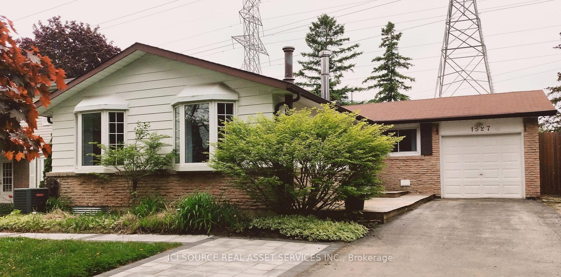 1527 Rusholme Crescent Unit Upper photo 1