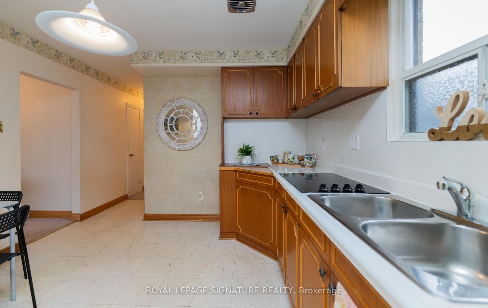 111 Gorman Park Road photo 13