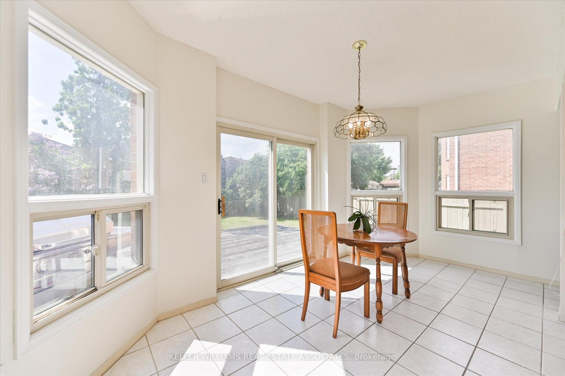 3199 Vanderbilt Road photo 10