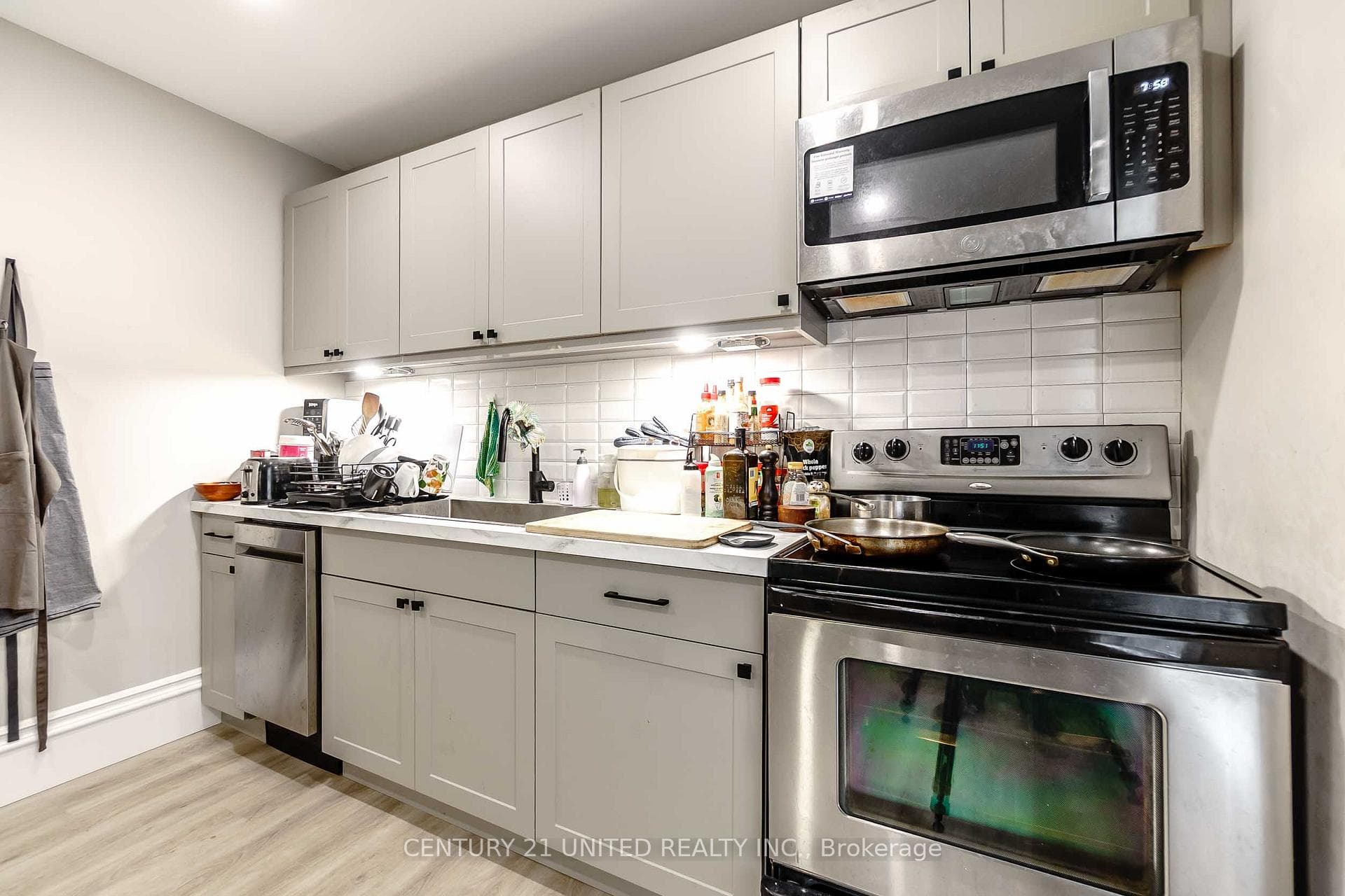 218 Park Street photo 34