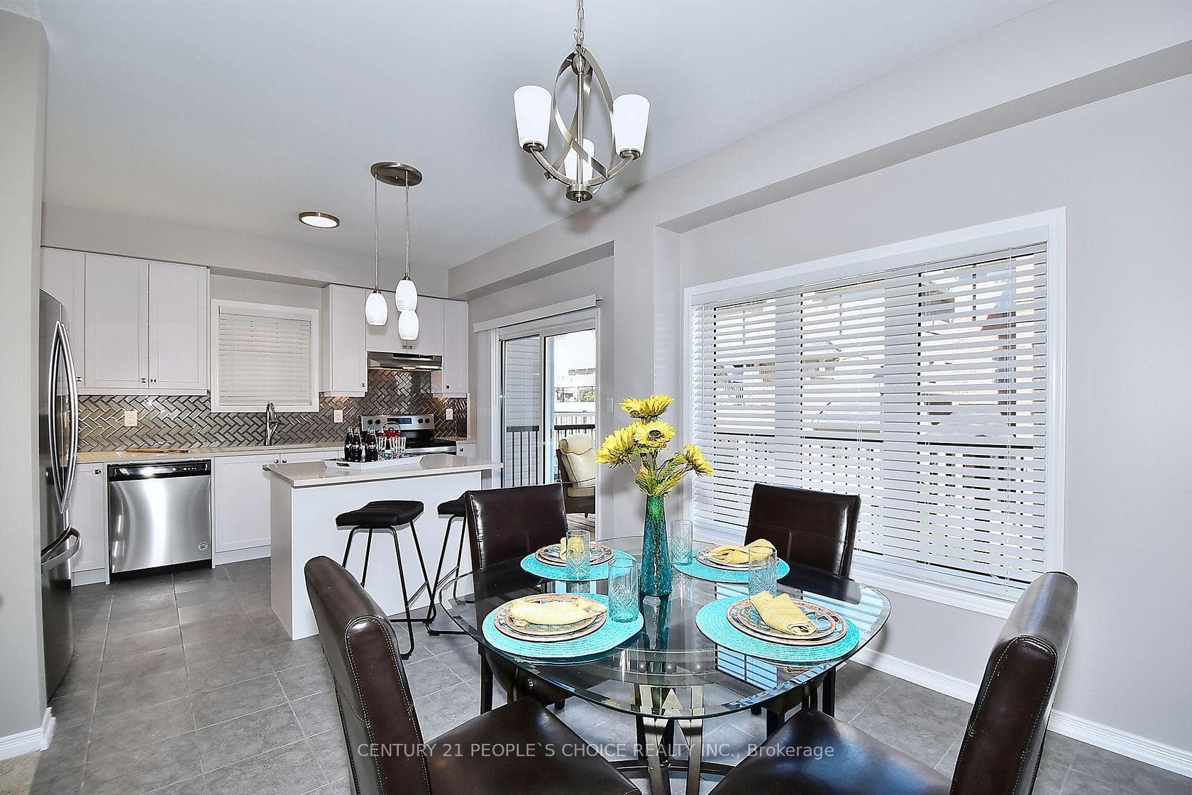 13 Devineridge Avenue photo 13
