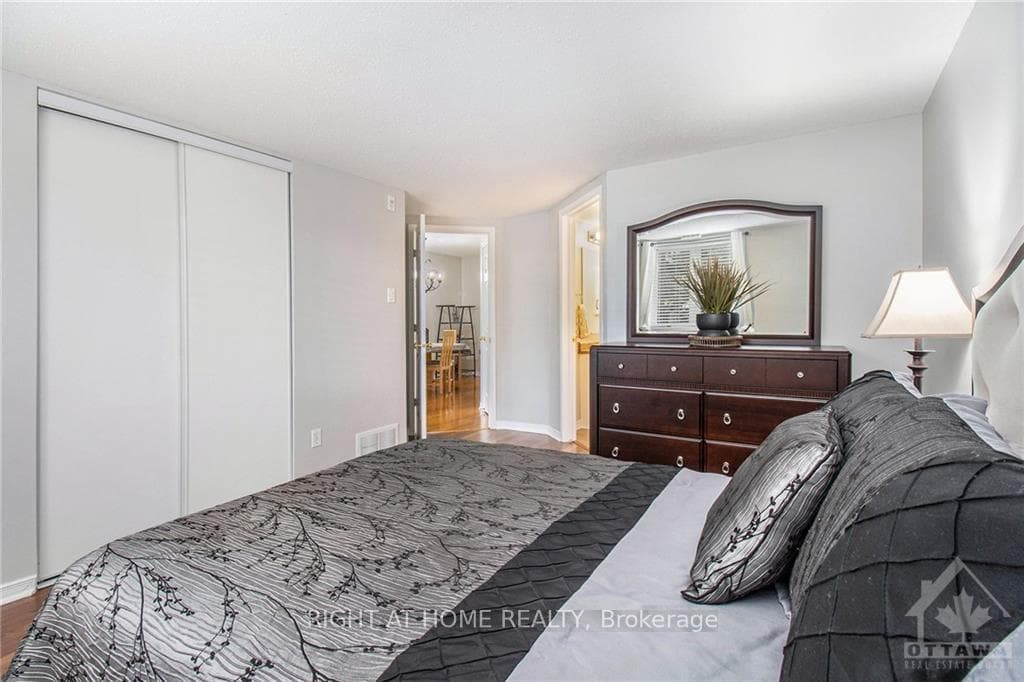 2086 VALIN Street Unit 1 photo 14