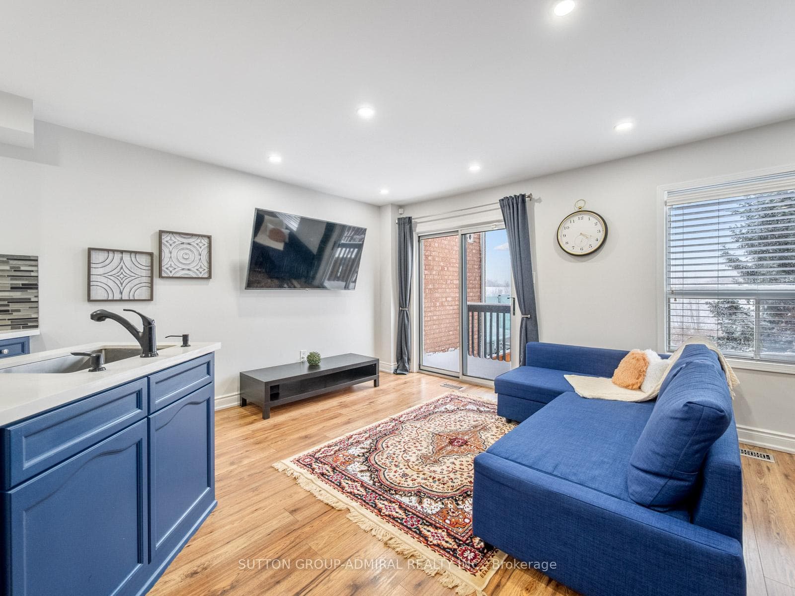 81 Parktree Drive photo 8