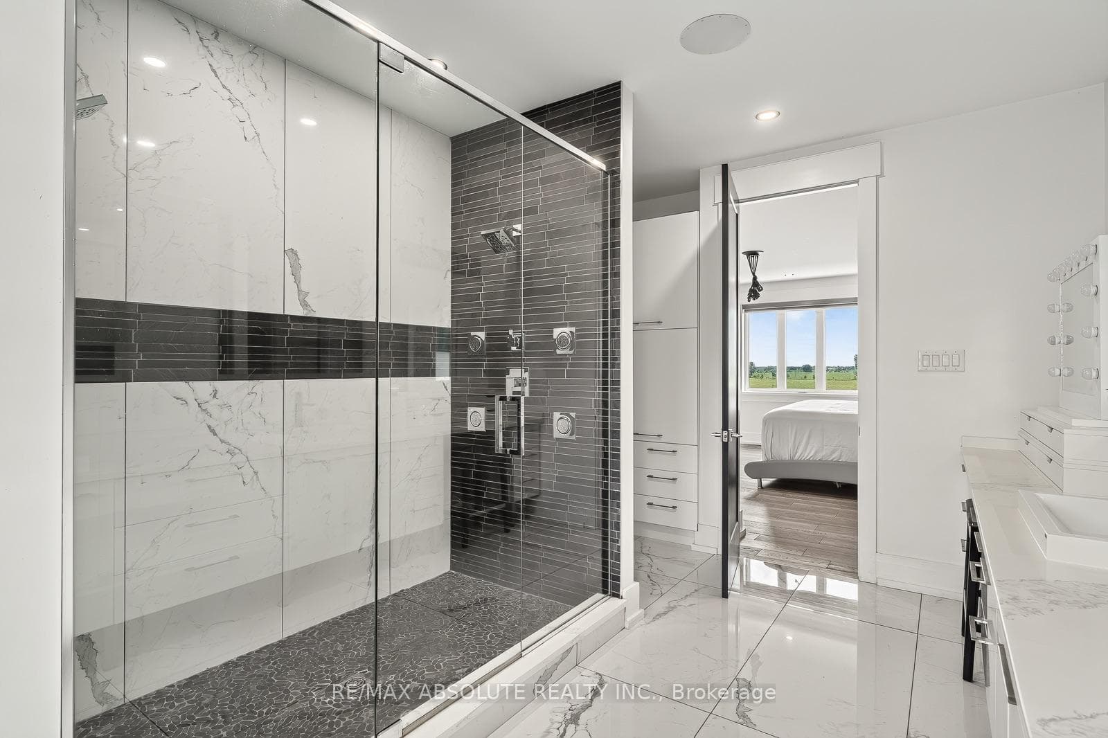 HUGE shower with multi jets!
