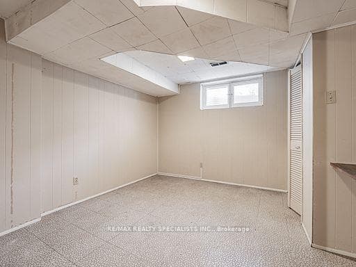8 Beveridge Drive photo 30