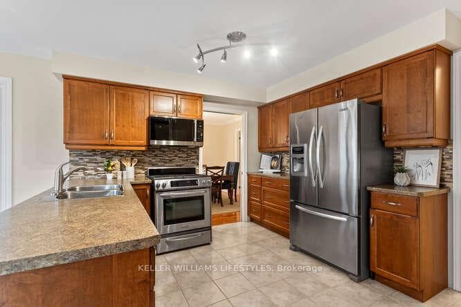 31 Mountainview Crescent photo 13