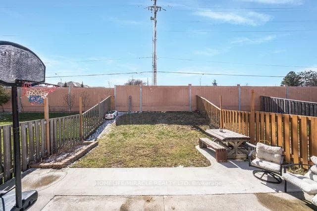 9 Hetherington Place photo 39