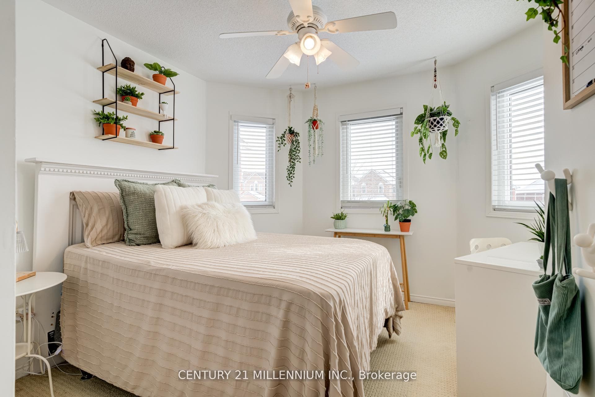 327 Perry Road photo 27
