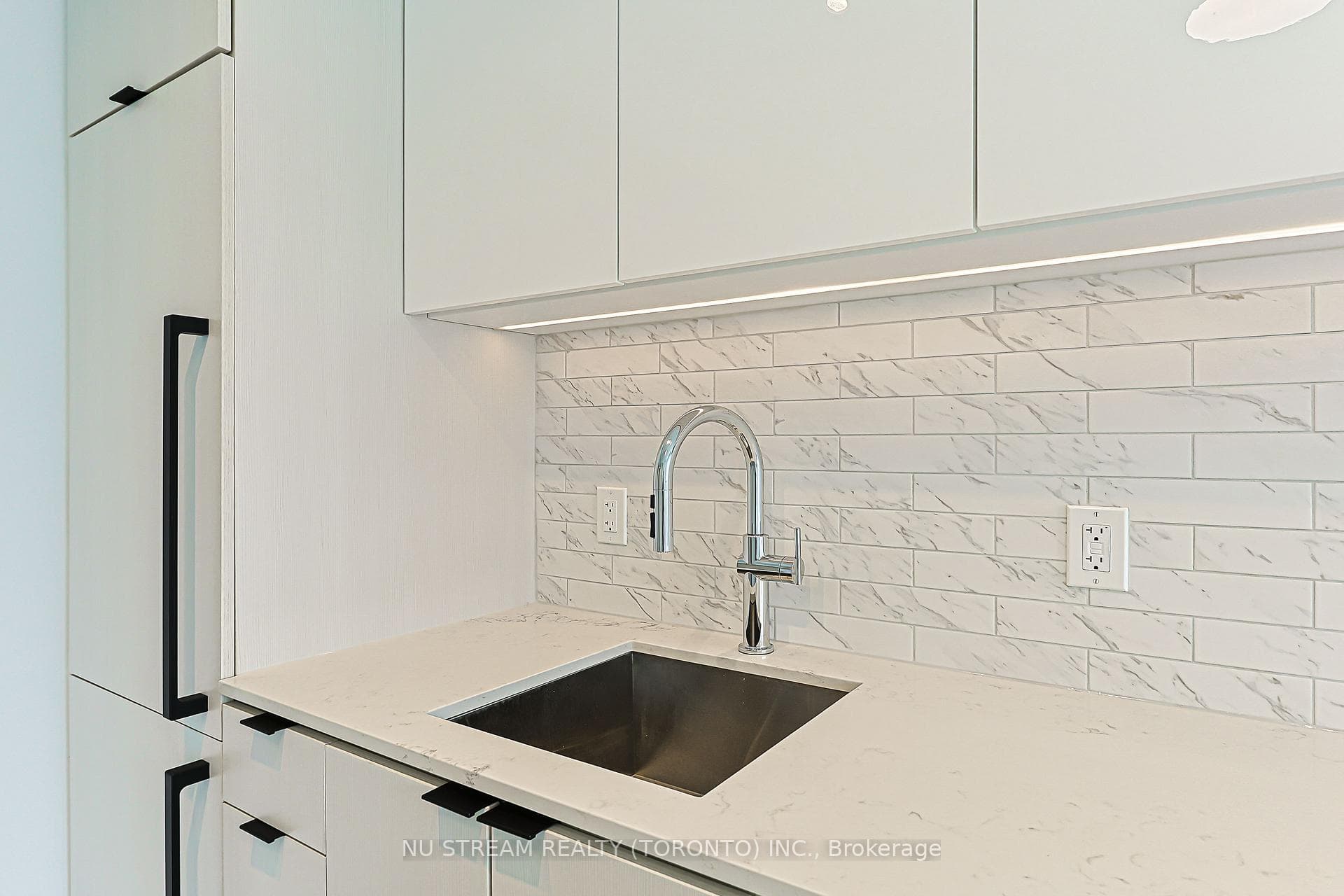 252 Church Street Unit 2612 photo 7