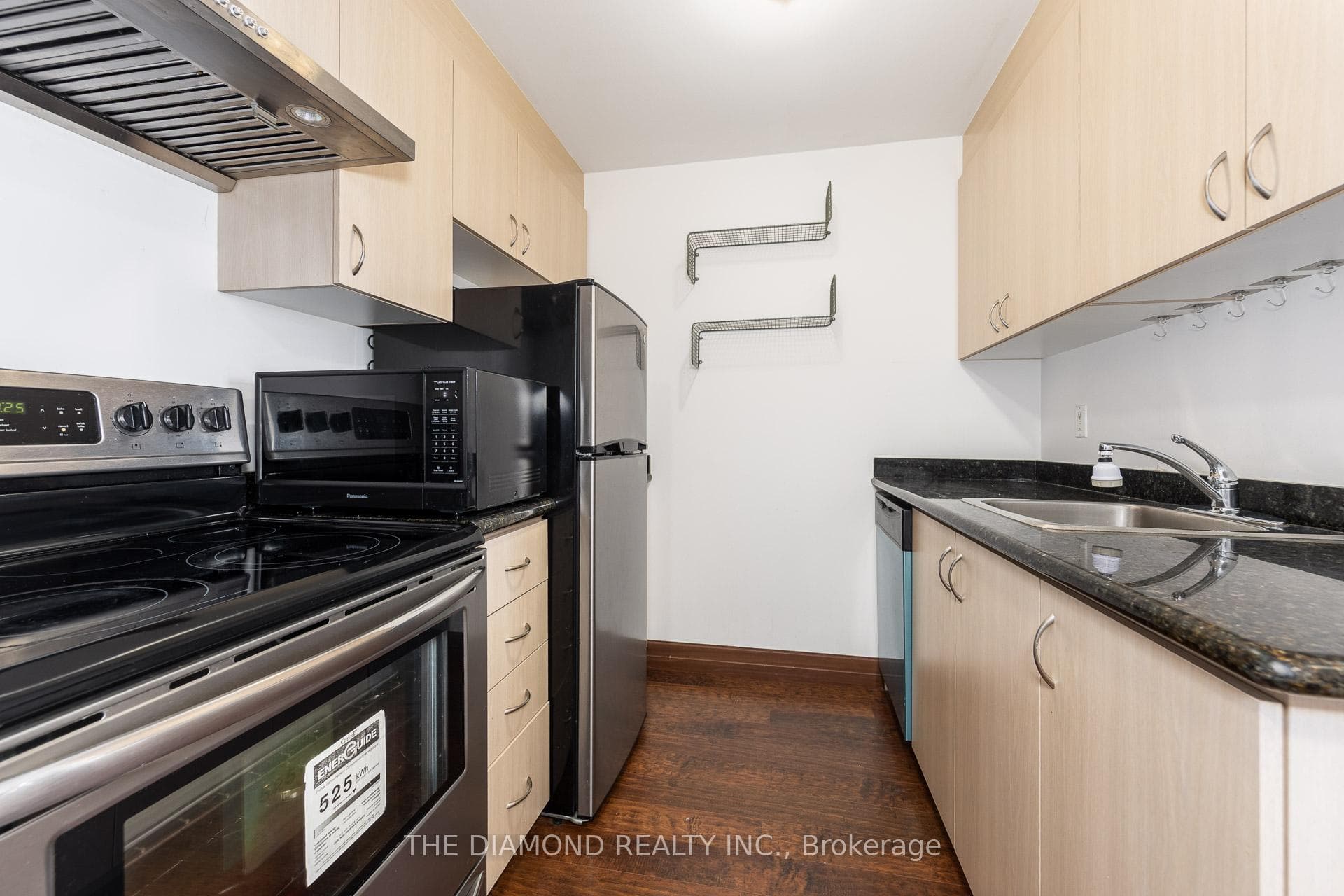 15 Maplewood Avenue Unit PH 5 photo 6