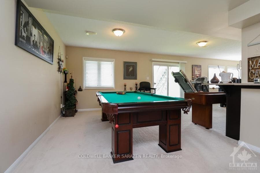 330 BAMBURGH Way photo 27