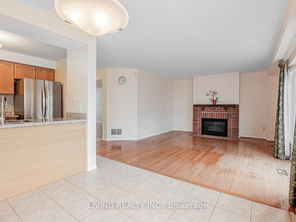 82 Tideswell Boulevard photo 14