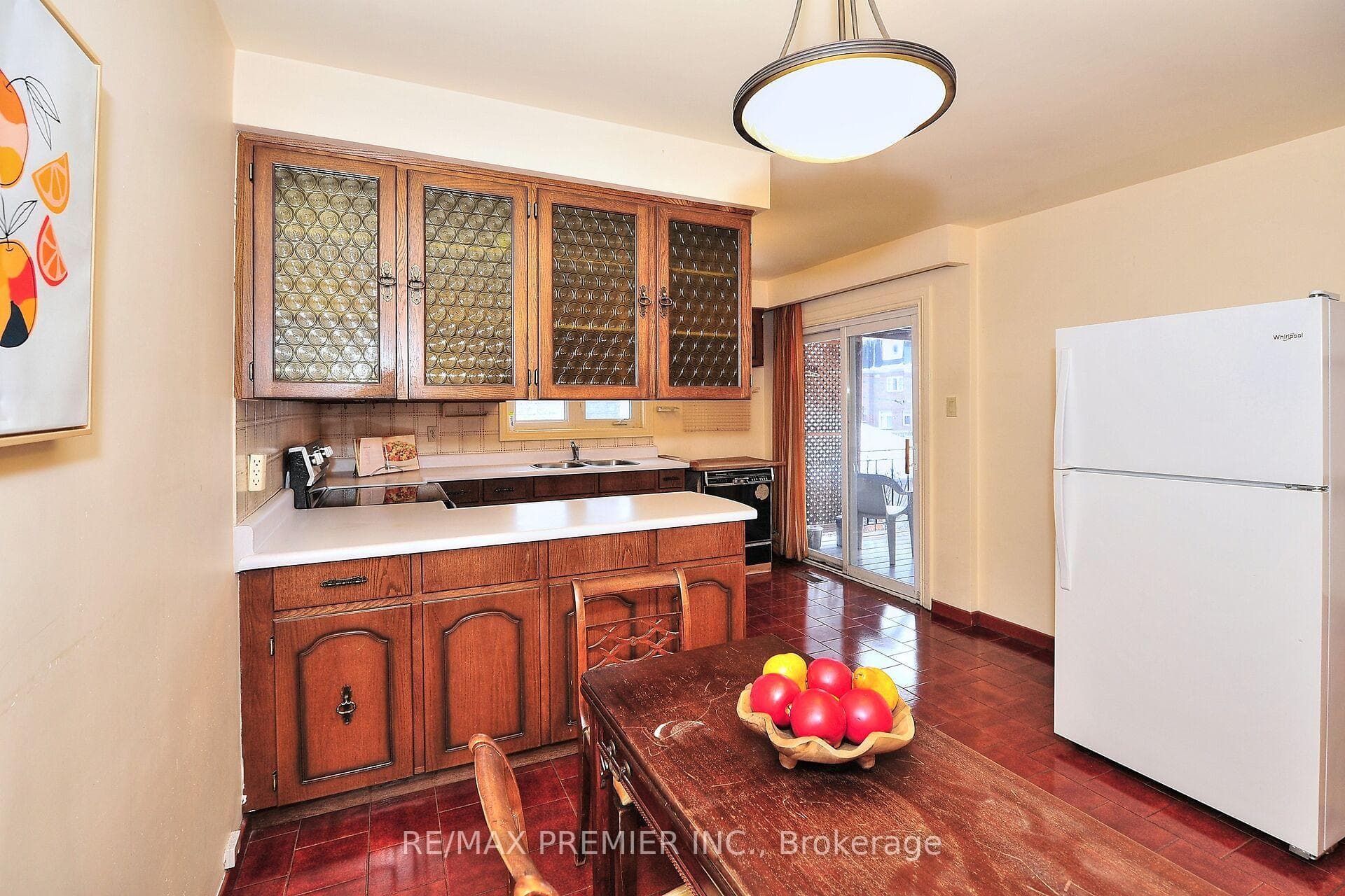 12 Altamont Road photo 7