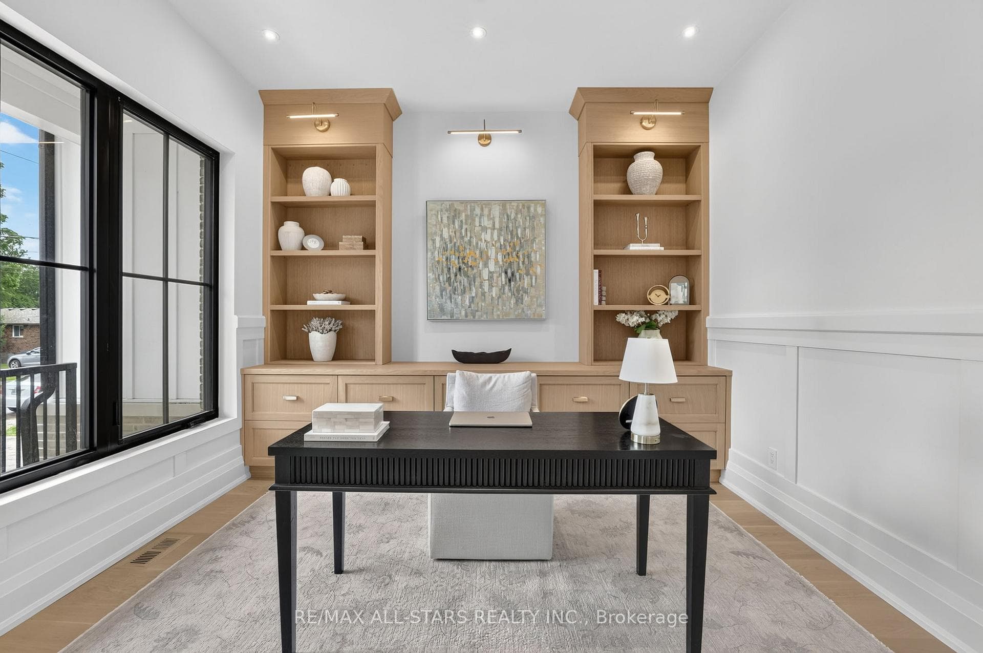 351 South Street photo 6