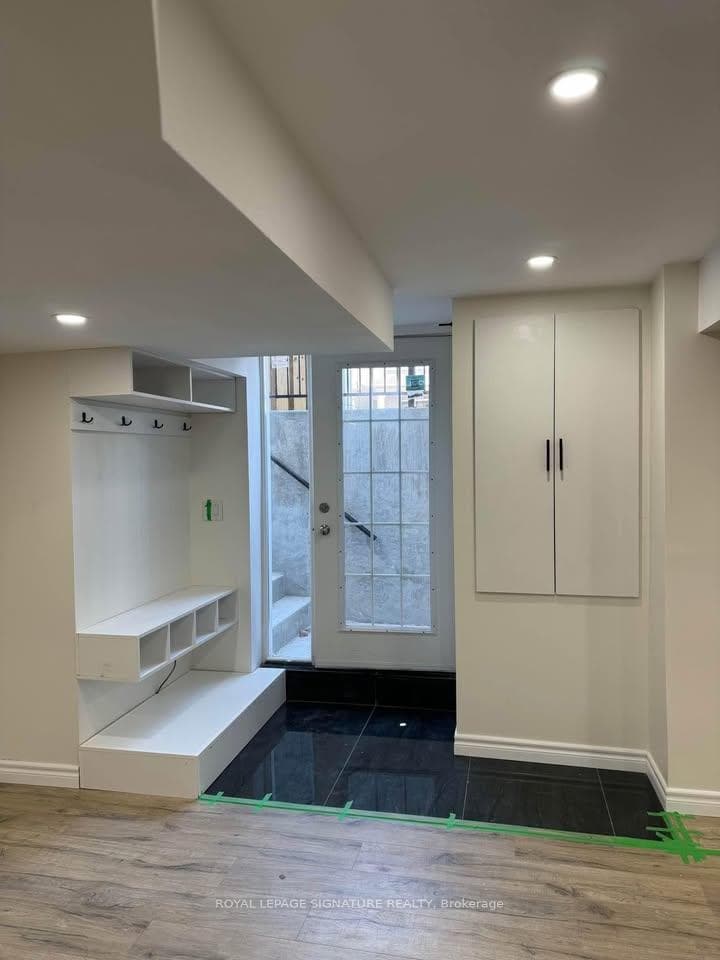 60 Lofthouse Drive Unit BSMT photo 1