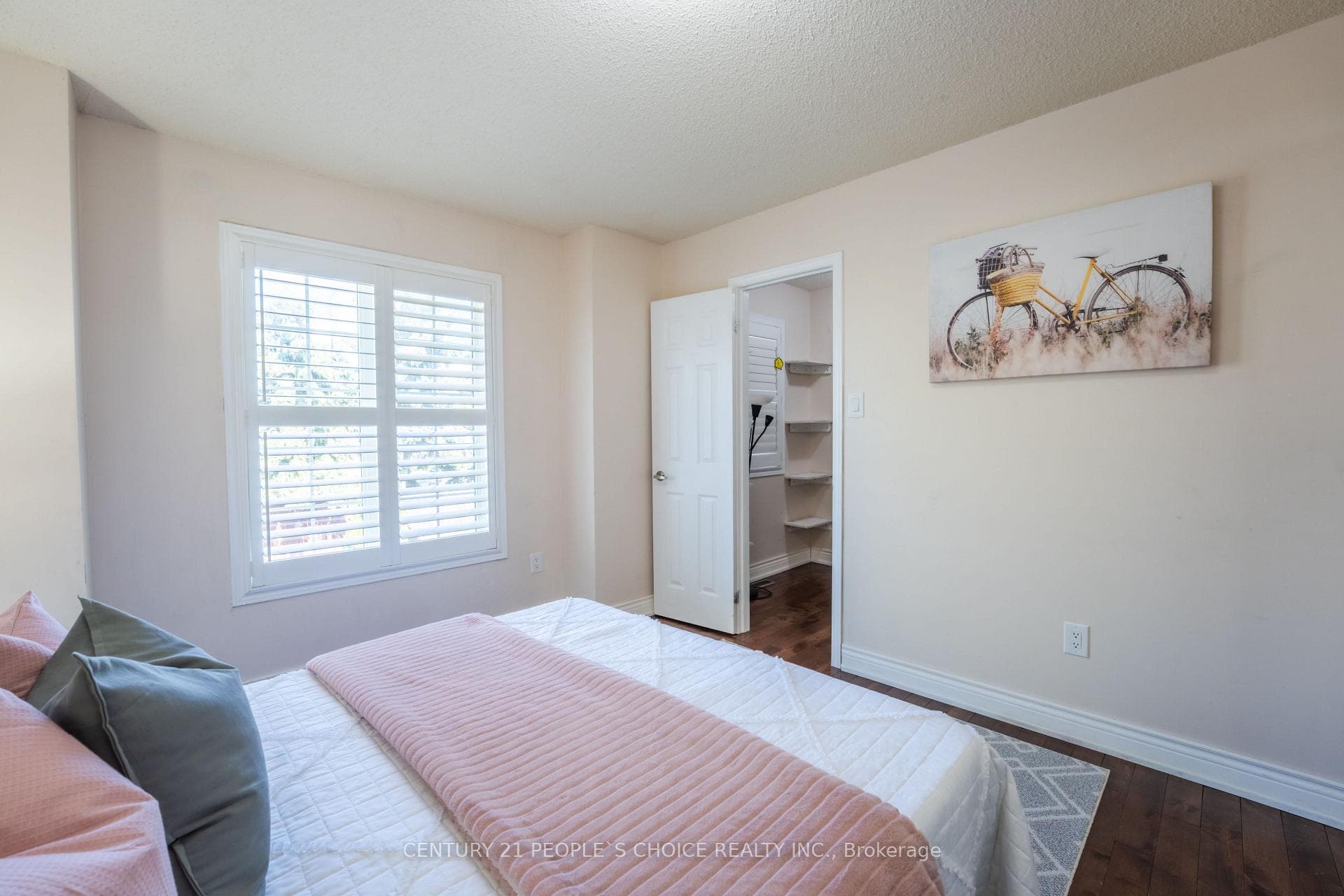 32 Summerdale Crescent photo 24