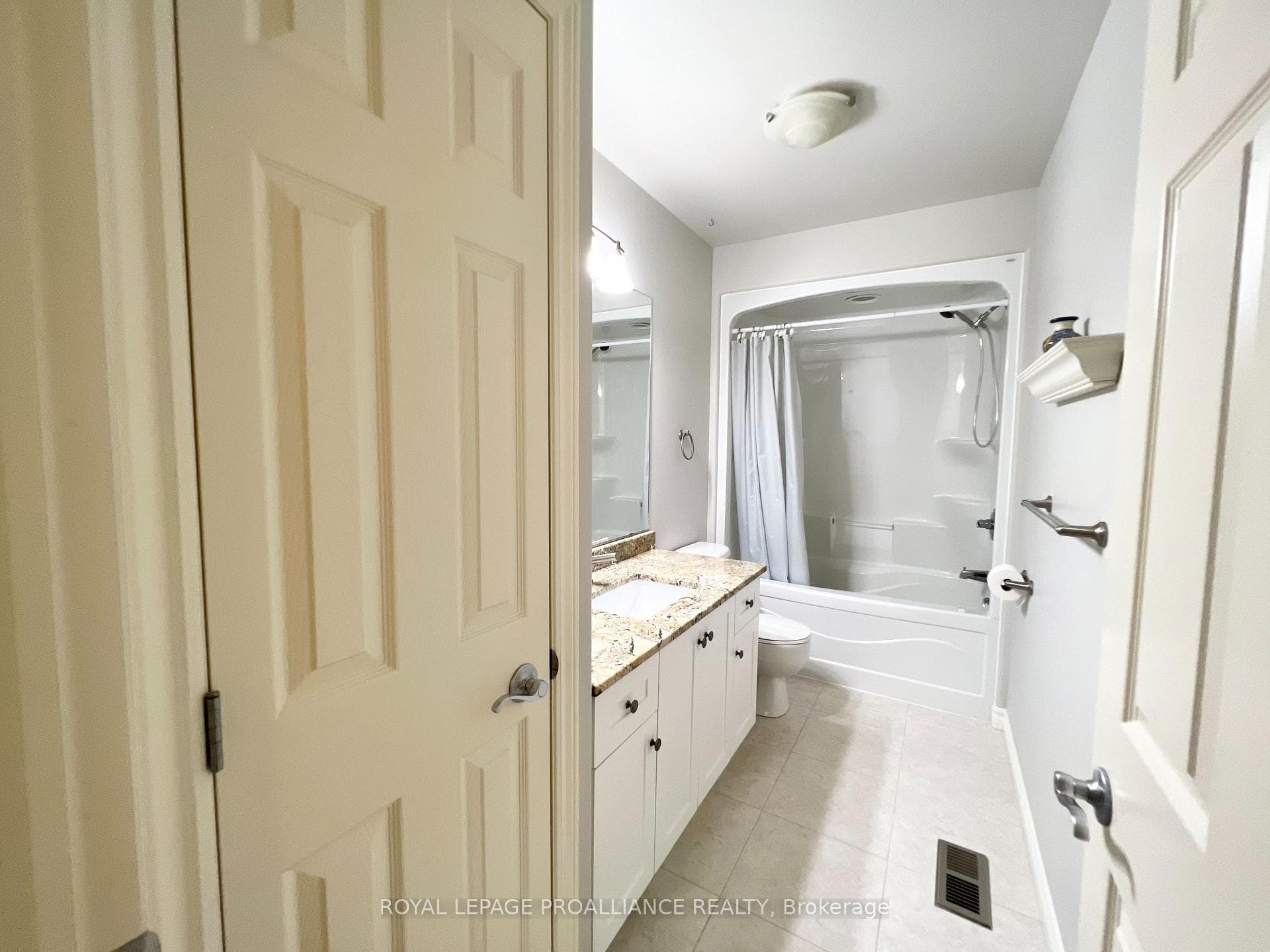 194 HAIG Road Unit 6 photo 14