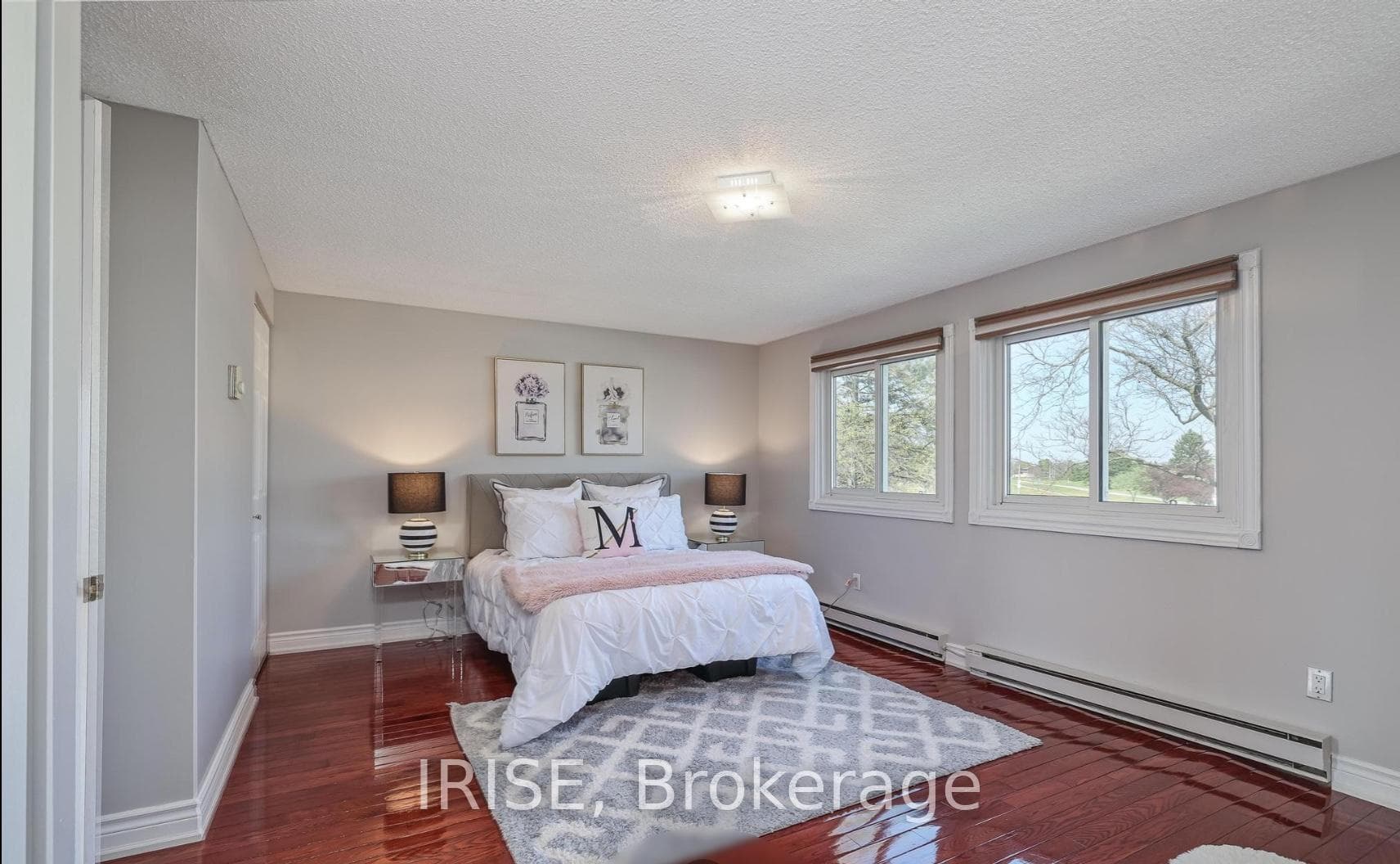 16 Huckleberry Square photo 10