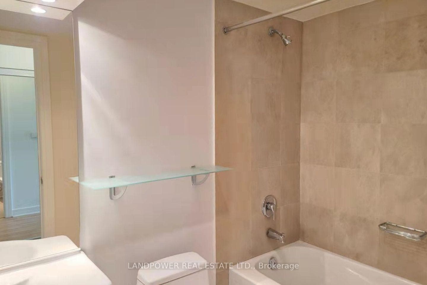 19 Avondale Avenue Unit 312 photo 13