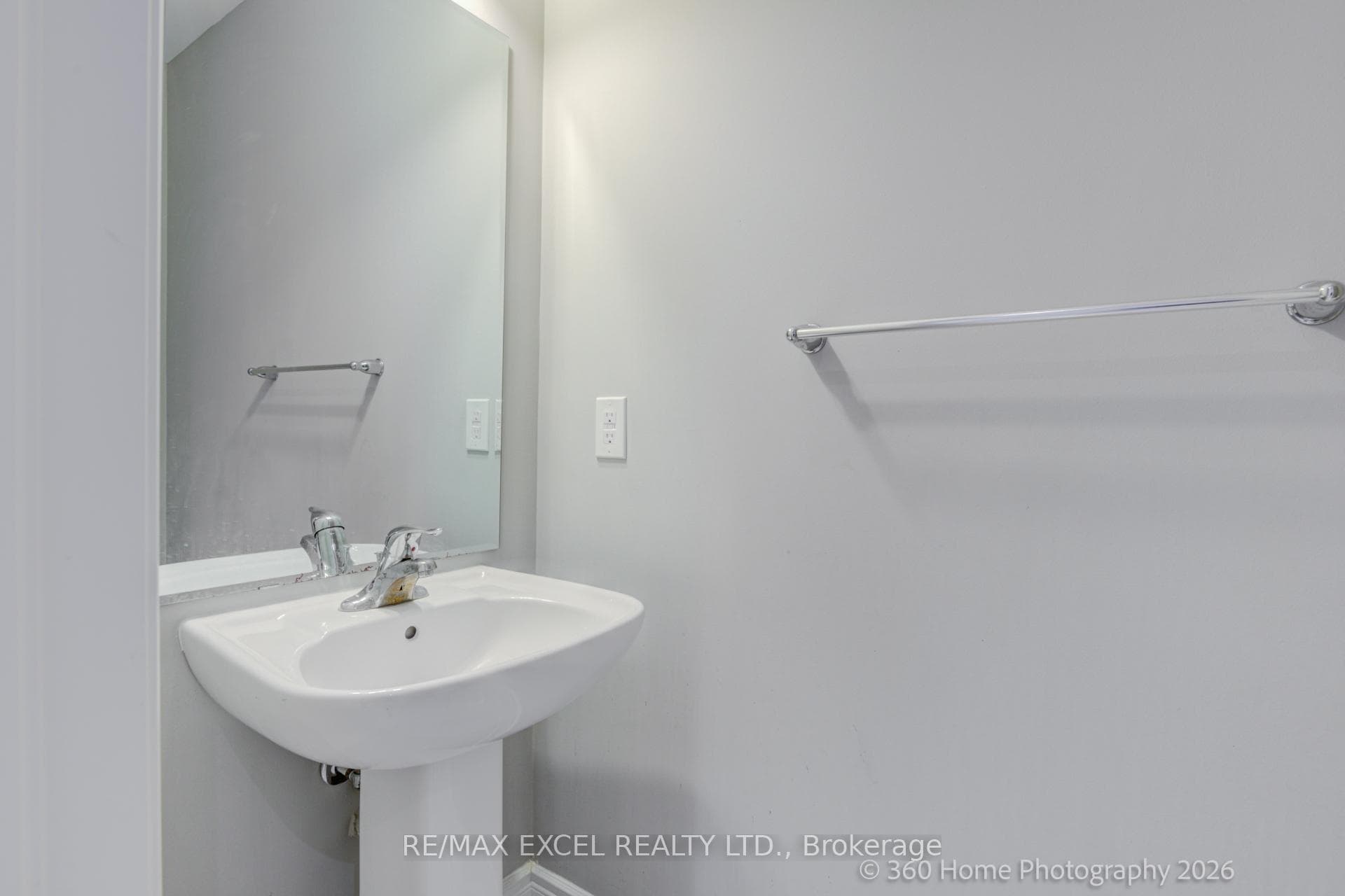 94 Hartney Drive photo 17