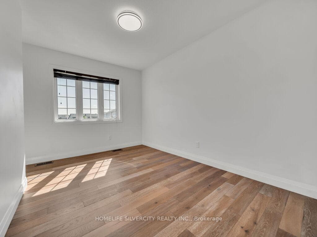 34 Renfrew Street photo 23
