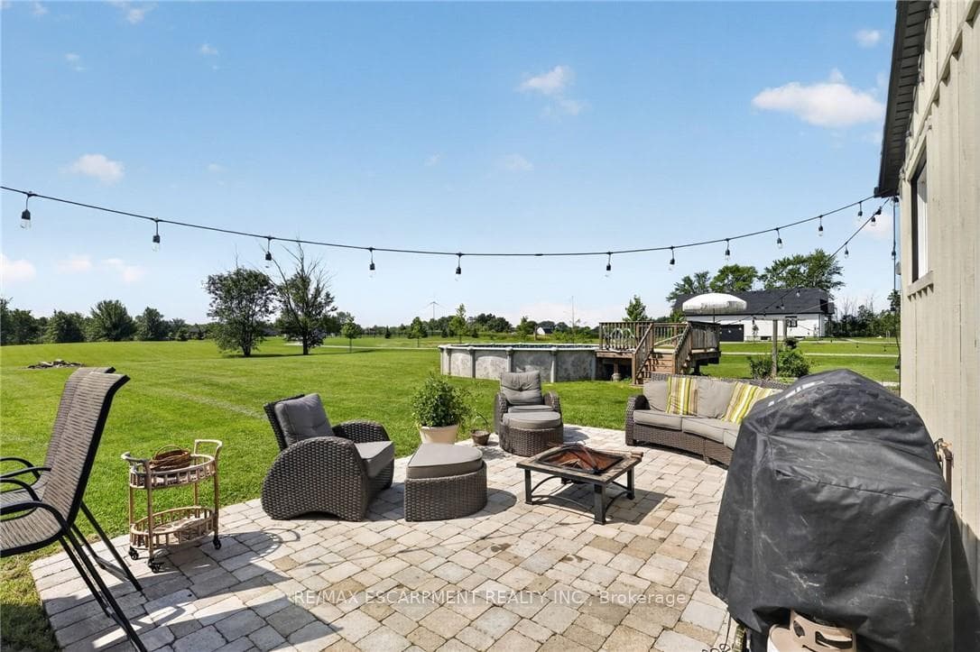 5242 Canborough Road photo 33